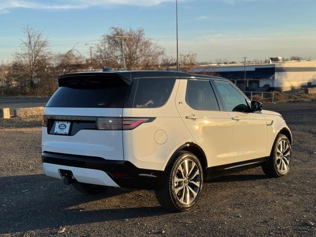 new 2025 Land Rover Discovery car, priced at $71,110