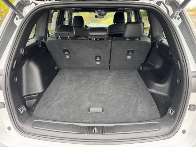 used 2024 Jeep Grand Cherokee car, priced at $36,996