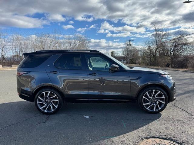 new 2025 Land Rover Discovery car, priced at $78,928