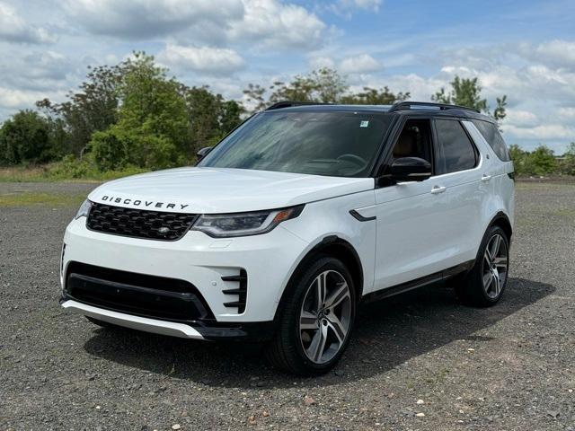new 2024 Land Rover Discovery car, priced at $70,658