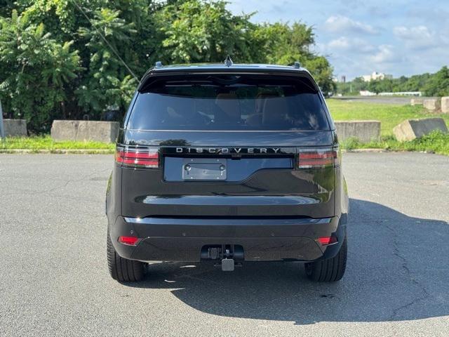 new 2025 Land Rover Discovery car, priced at $73,153