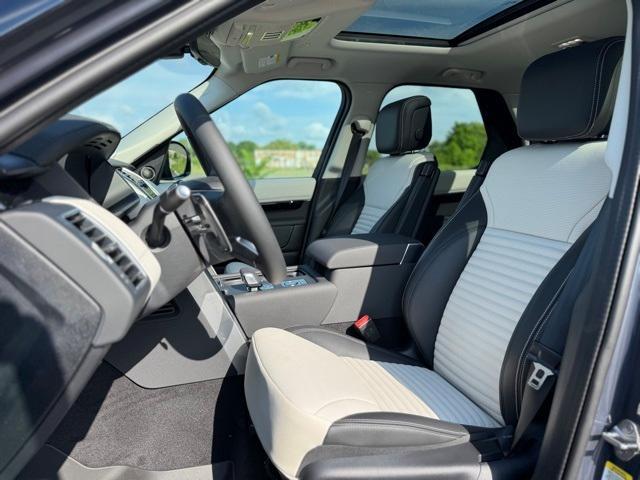 new 2025 Land Rover Discovery car, priced at $56,903