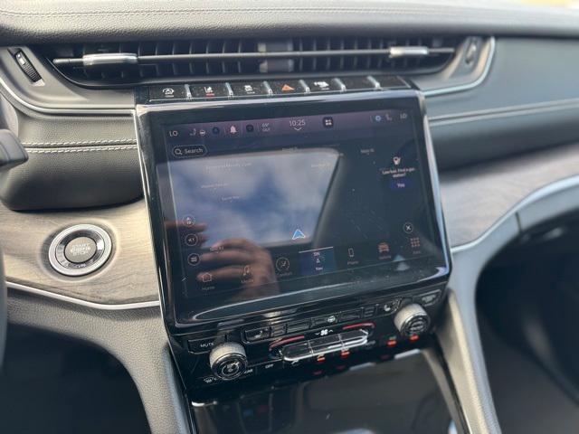 used 2022 Jeep Grand Cherokee L car, priced at $32,938