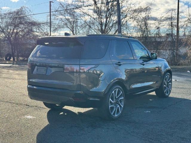 new 2025 Land Rover Discovery car, priced at $69,528