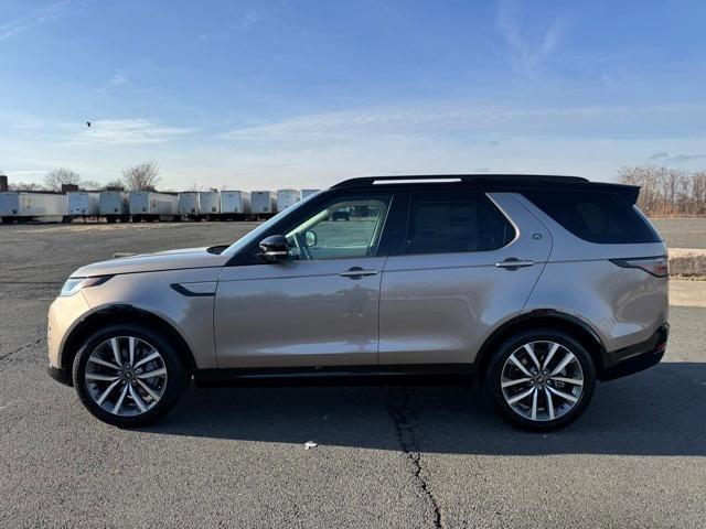 new 2025 Land Rover Discovery car, priced at $69,828