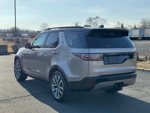 new 2025 Land Rover Discovery car, priced at $69,828