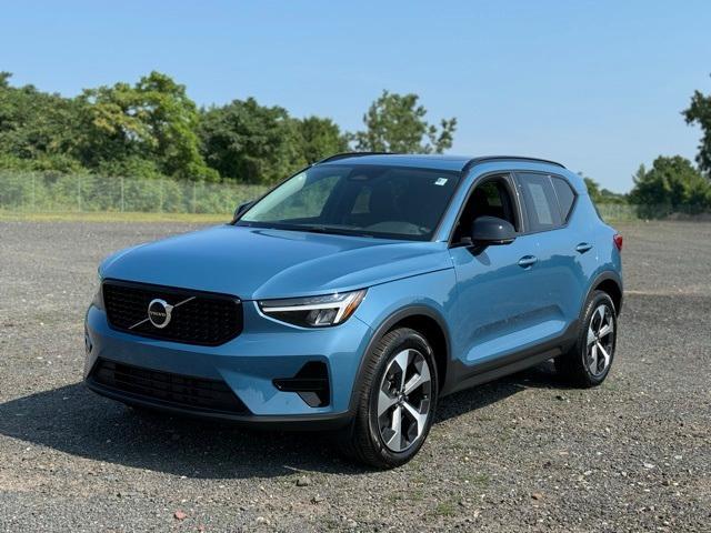 used 2024 Volvo XC40 car, priced at $39,987