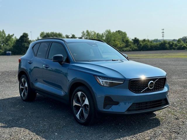 used 2024 Volvo XC40 car, priced at $39,987