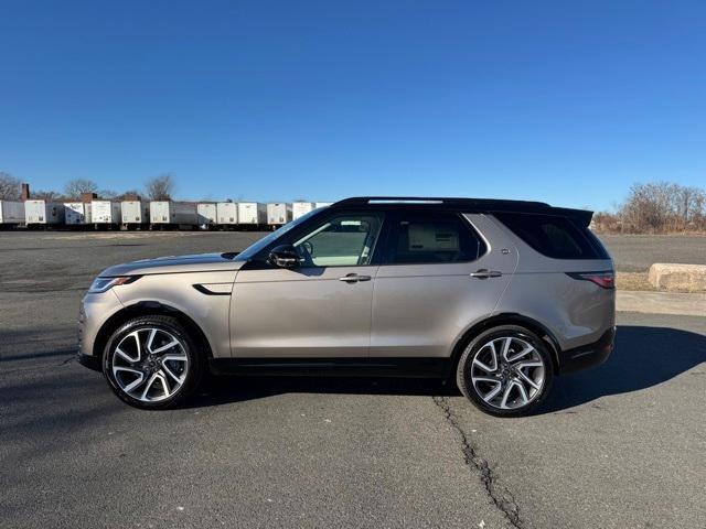 new 2025 Land Rover Discovery car, priced at $68,910