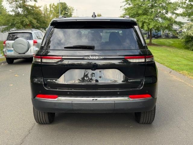used 2022 Jeep Grand Cherokee car, priced at $31,986