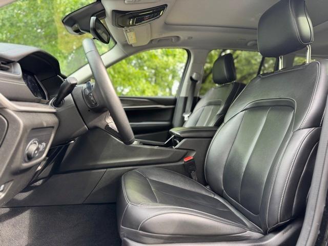 used 2022 Jeep Grand Cherokee car, priced at $31,986