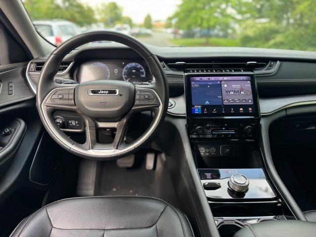 used 2022 Jeep Grand Cherokee car, priced at $31,986