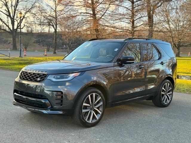 new 2024 Land Rover Discovery car, priced at $74,213