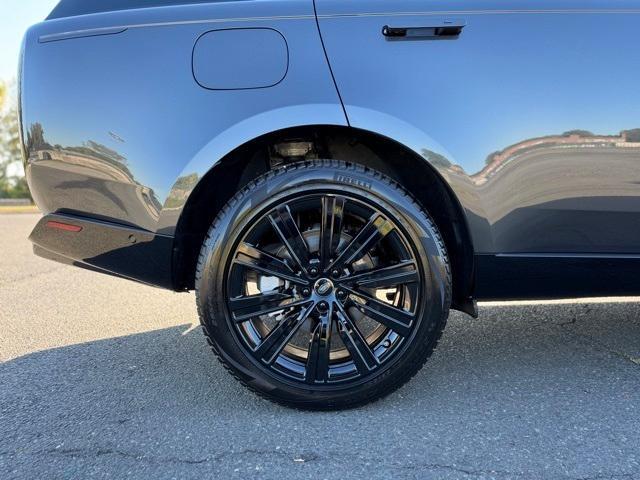 used 2025 Land Rover Range Rover car, priced at $115,787