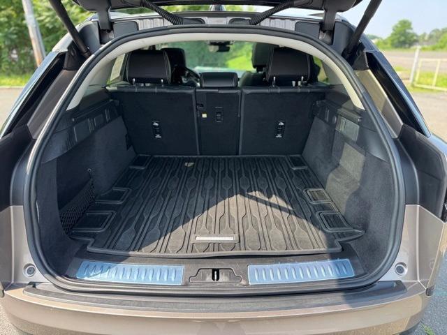 used 2023 Land Rover Range Rover Velar car, priced at $39,888