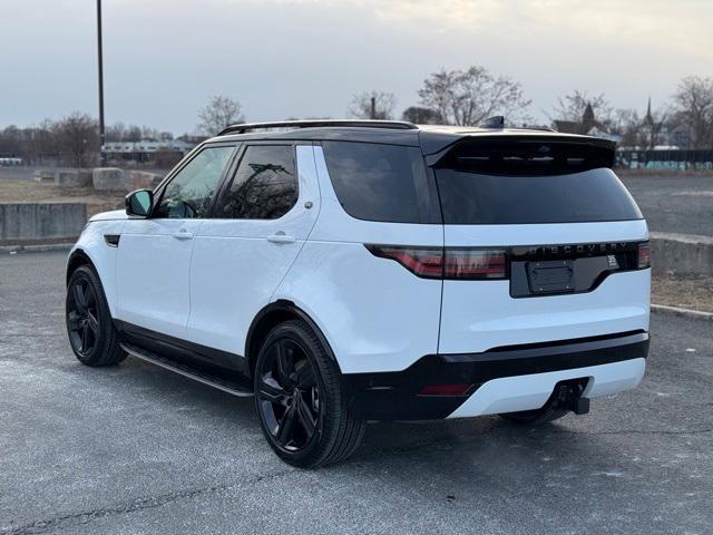 new 2025 Land Rover Discovery car, priced at $78,525