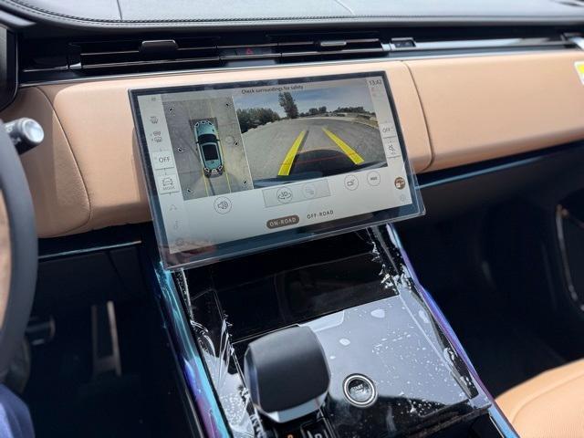 new 2025 Land Rover Range Rover Sport car, priced at $136,600