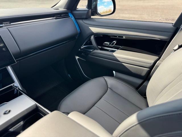 new 2025 Land Rover Range Rover car, priced at $140,410