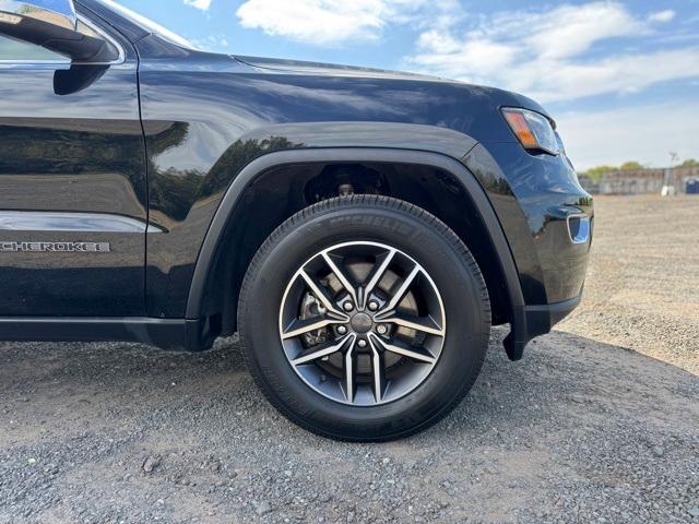 used 2021 Jeep Grand Cherokee car, priced at $27,945