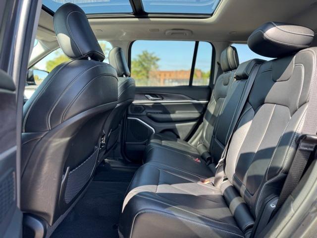used 2022 Jeep Grand Cherokee car