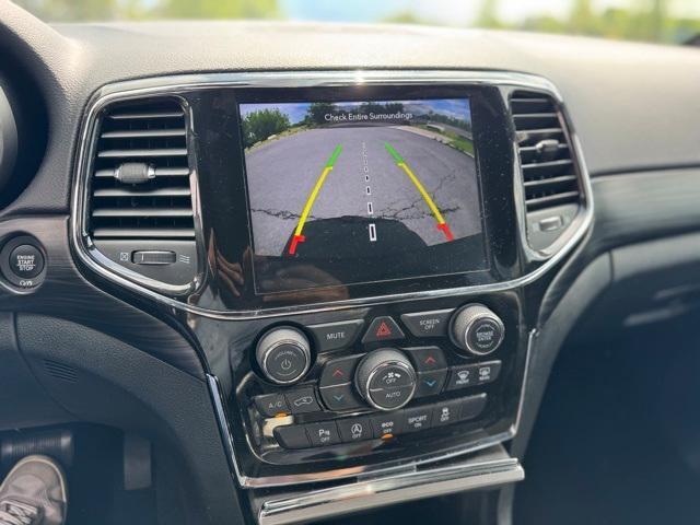 used 2021 Jeep Grand Cherokee car