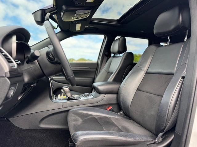 used 2022 Jeep Grand Cherokee WK car, priced at $29,999