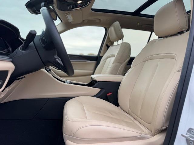 used 2022 Jeep Grand Cherokee car, priced at $31,787