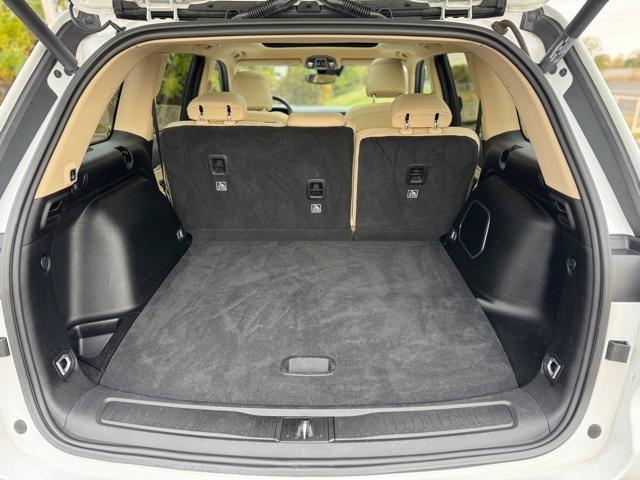 used 2022 Jeep Grand Cherokee car, priced at $31,787