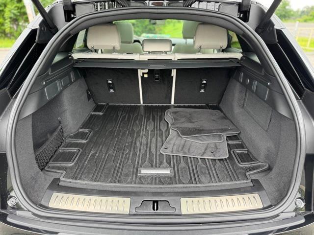 used 2022 Land Rover Range Rover Velar car, priced at $42,931