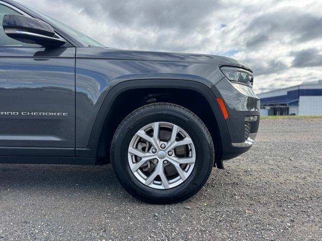 used 2021 Jeep Grand Cherokee L car, priced at $30,449