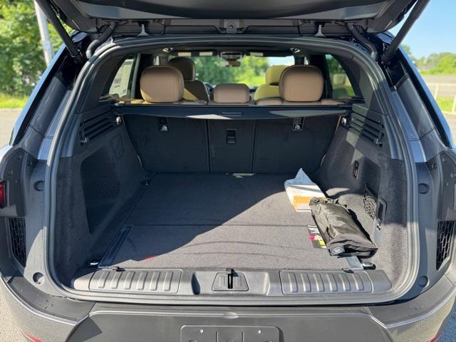 new 2025 Land Rover Range Rover Sport car, priced at $90,620