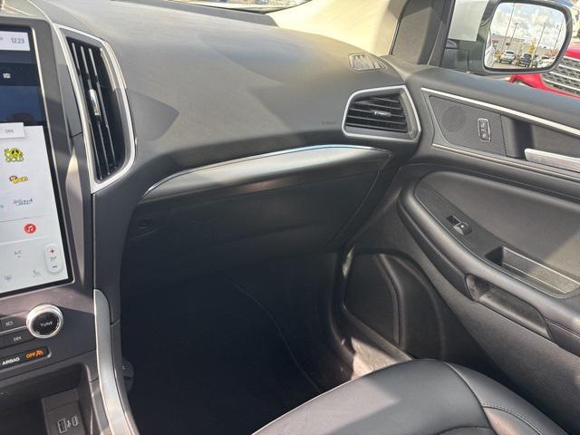 used 2022 Ford Edge car, priced at $24,999