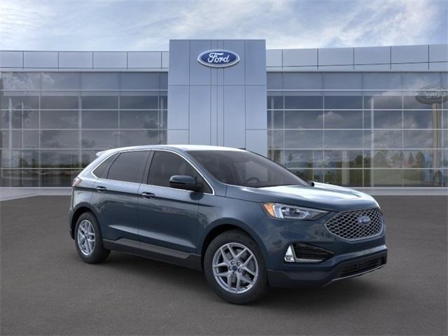 new 2024 Ford Edge car, priced at $40,256