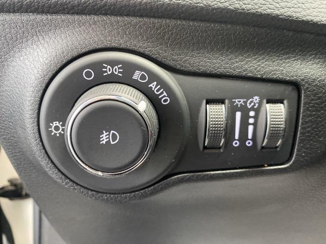 used 2018 Jeep Compass car, priced at $19,989