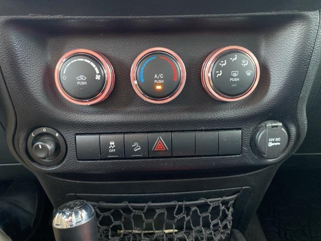 used 2015 Jeep Wrangler Unlimited car, priced at $15,975
