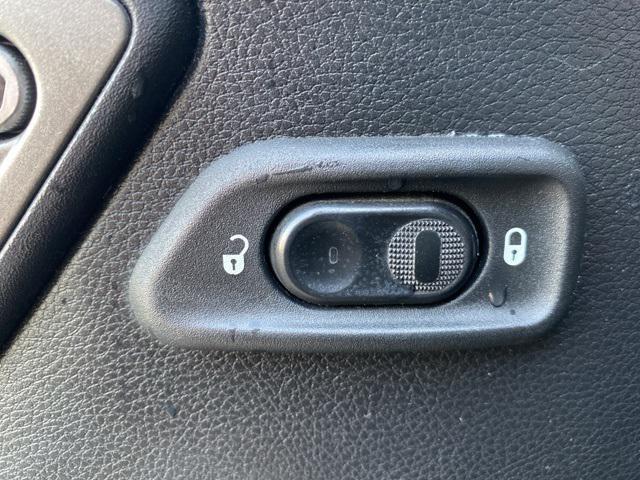 used 2015 Jeep Wrangler Unlimited car, priced at $15,975