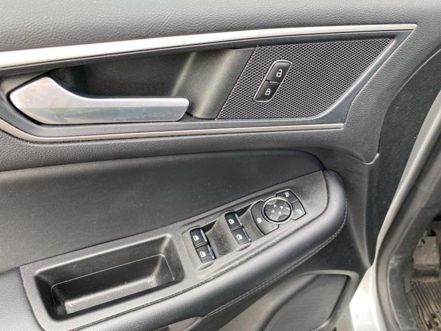 used 2023 Ford Edge car, priced at $30,550