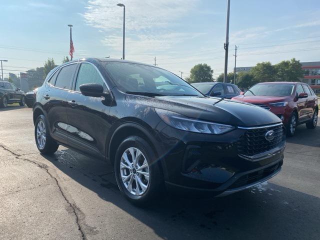used 2023 Ford Escape car, priced at $26,995