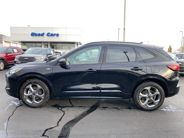 used 2023 Ford Escape car, priced at $25,977