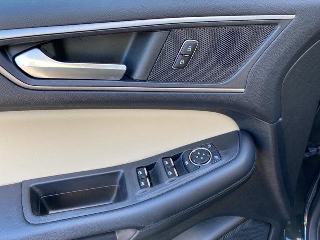 used 2022 Ford Edge car, priced at $25,348