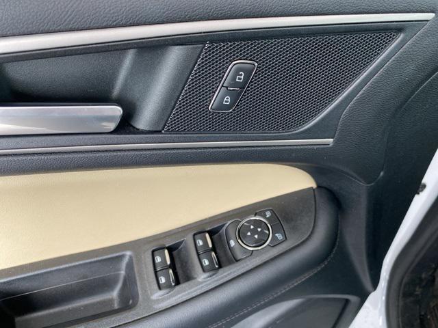 used 2022 Ford Edge car, priced at $28,939