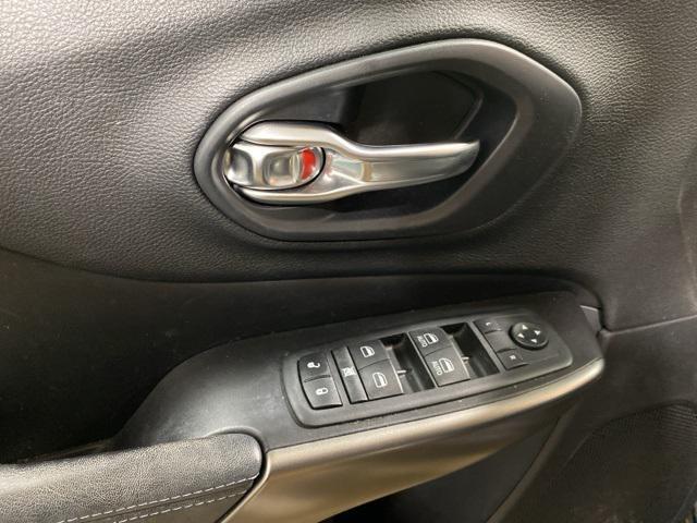 used 2020 Jeep Cherokee car, priced at $19,875