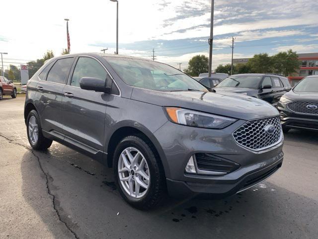 used 2024 Ford Edge car, priced at $32,399