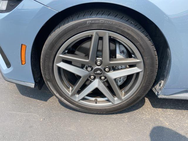 used 2025 Ford Mustang car, priced at $42,995