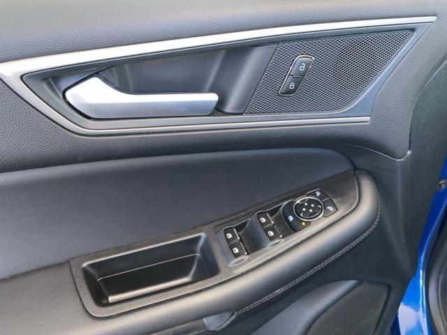 used 2024 Ford Edge car, priced at $28,899