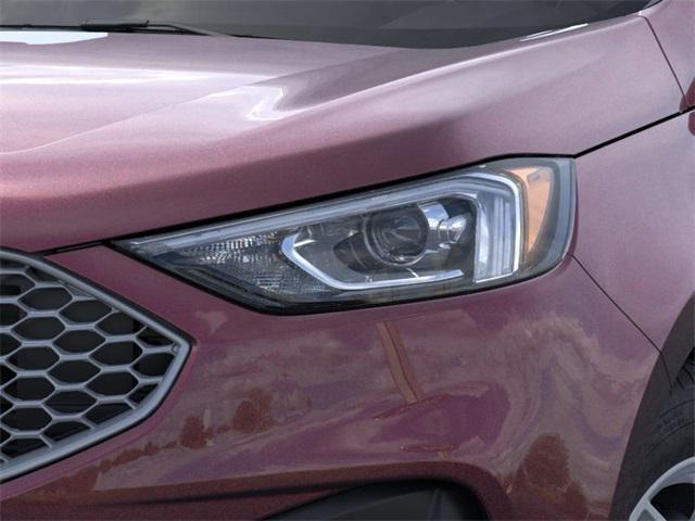 new 2024 Ford Edge car, priced at $38,676