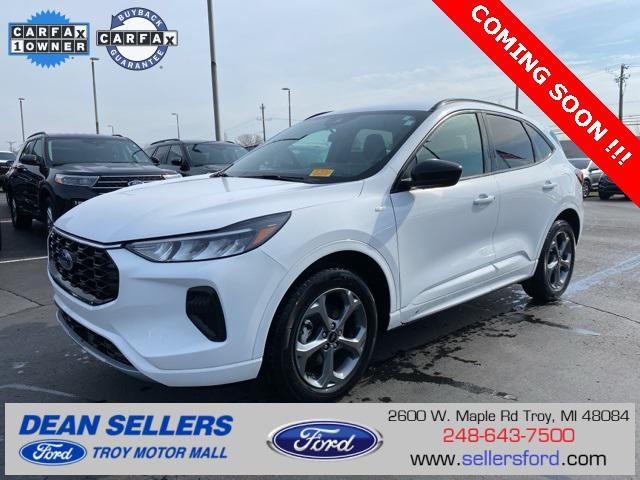 used 2023 Ford Escape car, priced at $26,333