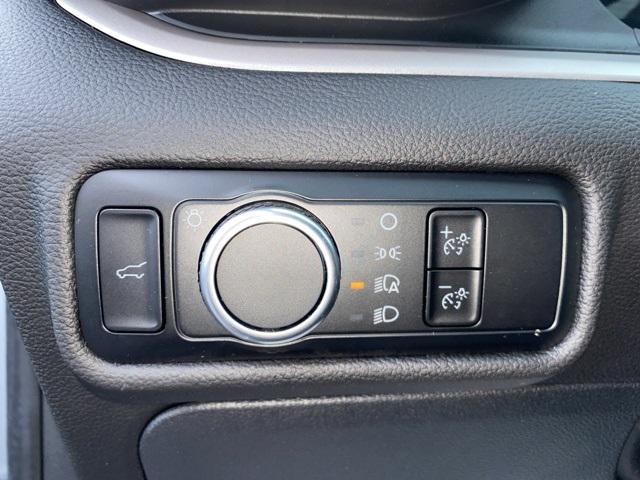 used 2023 Ford Explorer car, priced at $33,333