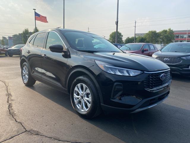 used 2023 Ford Escape car, priced at $25,699