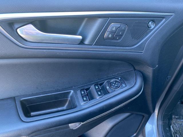 used 2022 Ford Edge car, priced at $31,999